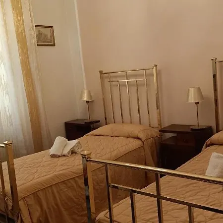 Relais Corso Storico Bed and Breakfast Πίζα